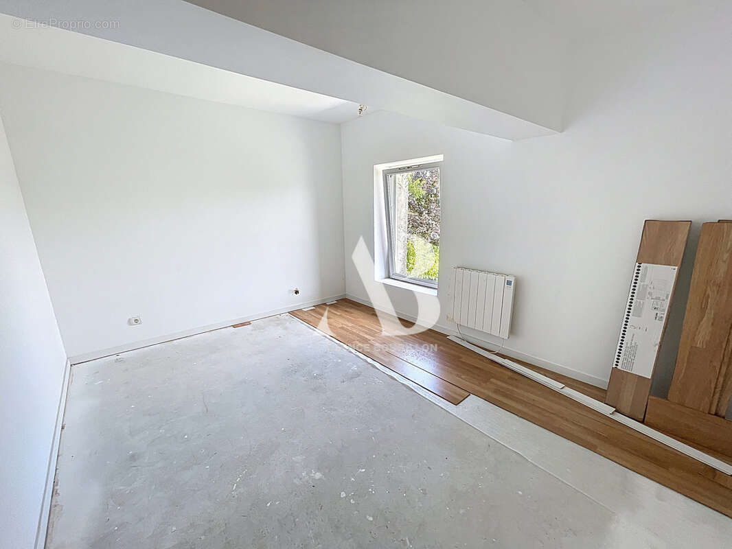 Maison à LA CROIX-EN-BRIE