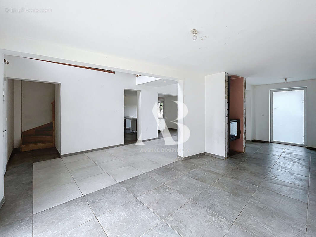 Maison à LA CROIX-EN-BRIE