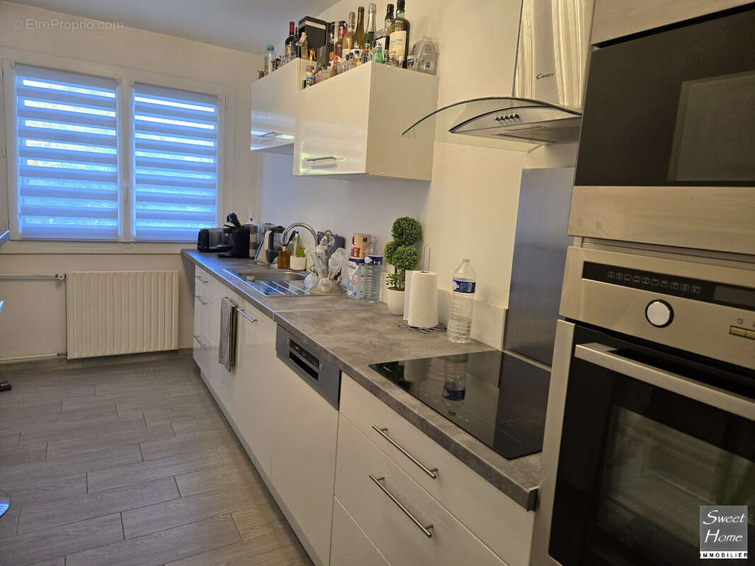 Appartement à MAGNY-LES-HAMEAUX