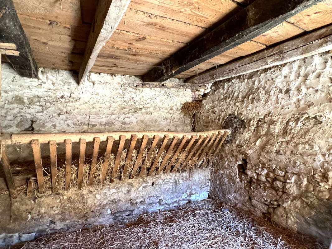 Maison à SCORBE-CLAIRVAUX