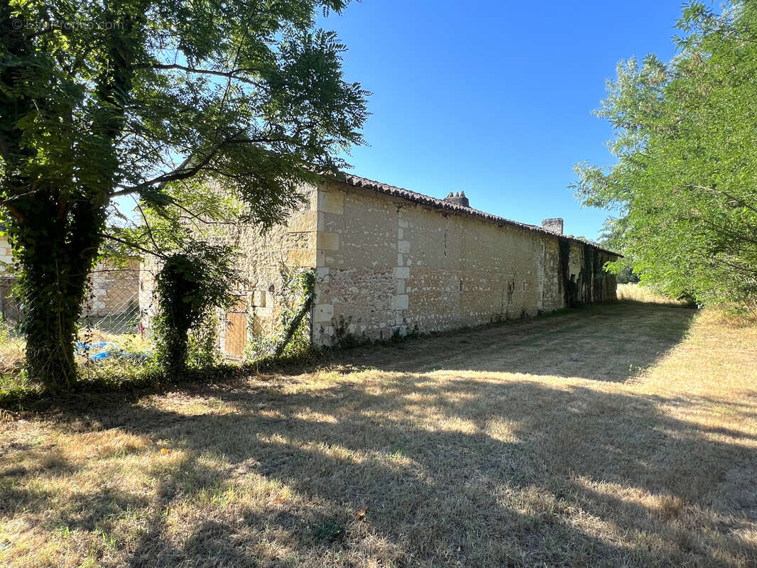 Maison à SCORBE-CLAIRVAUX