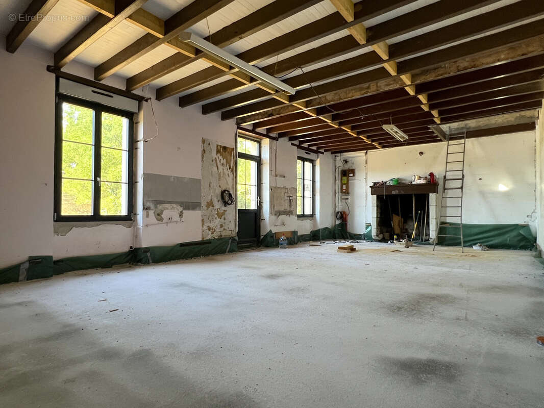 Maison à SCORBE-CLAIRVAUX