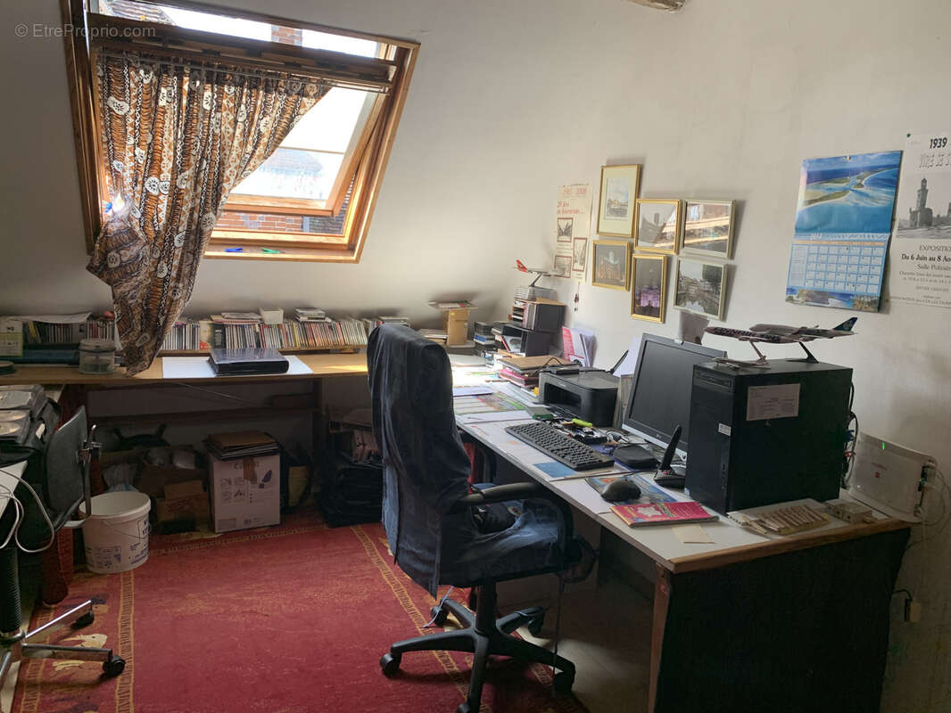 Maison à BAZOCHES-SUR-LE-BETZ