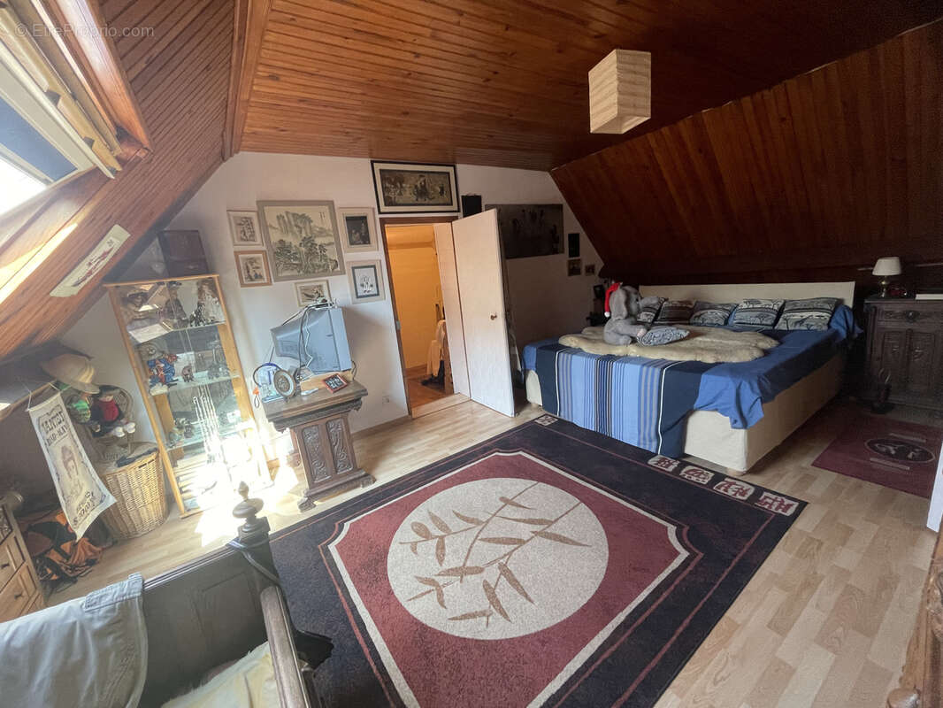 Maison à BAZOCHES-SUR-LE-BETZ