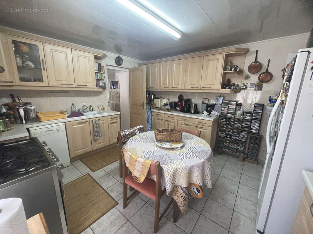 Maison à BAZOCHES-SUR-LE-BETZ