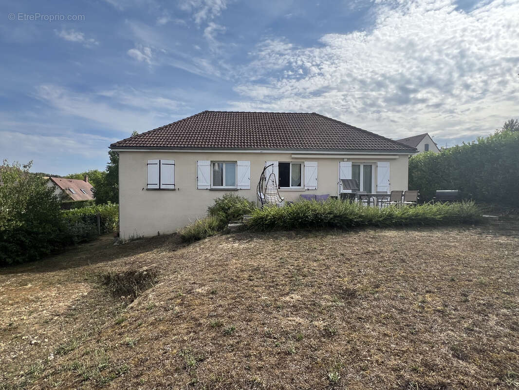Maison à SAINT-MARTIN-DU-TERTRE