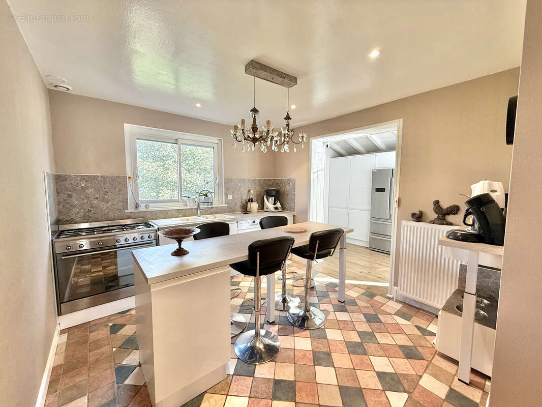 Maison à SAINT-GEORGES-DE-RENEINS