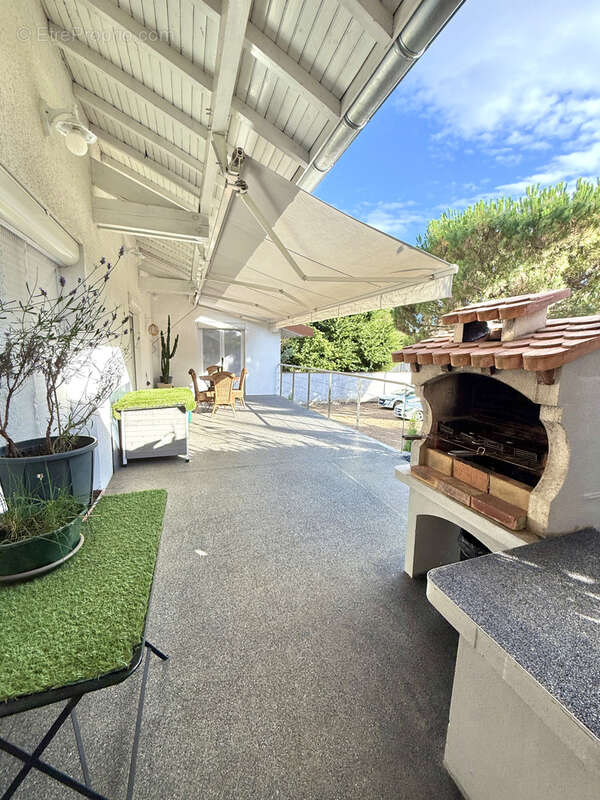 Maison à SAINT-GEORGES-DE-RENEINS