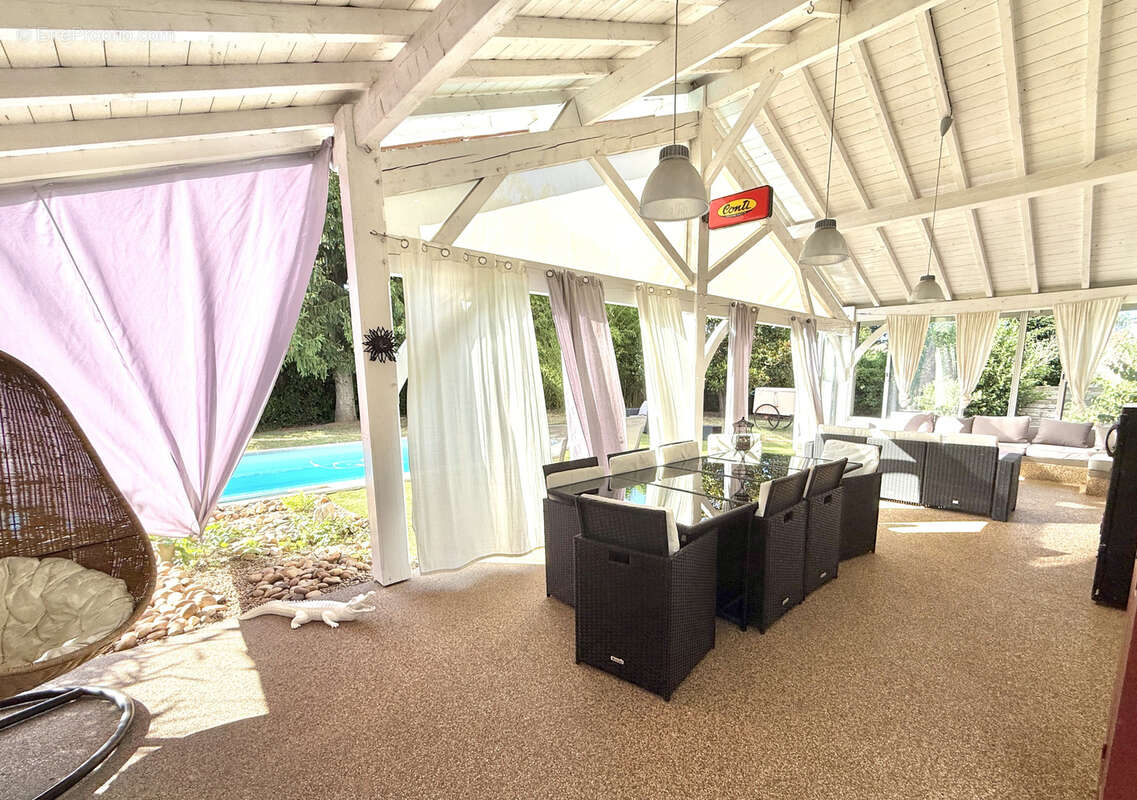 Maison à SAINT-GEORGES-DE-RENEINS