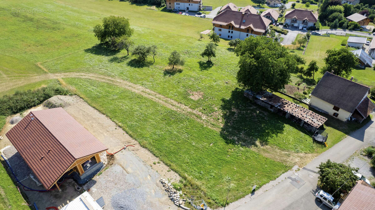 Terrain à FILLINGES