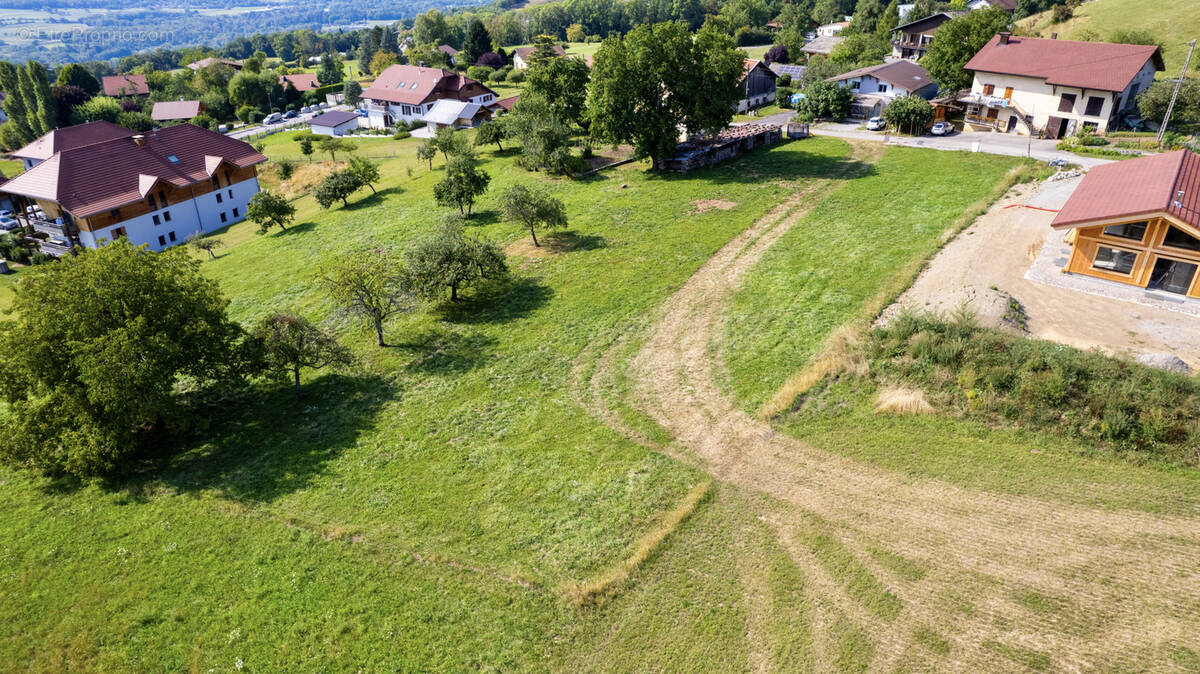 Terrain à FILLINGES