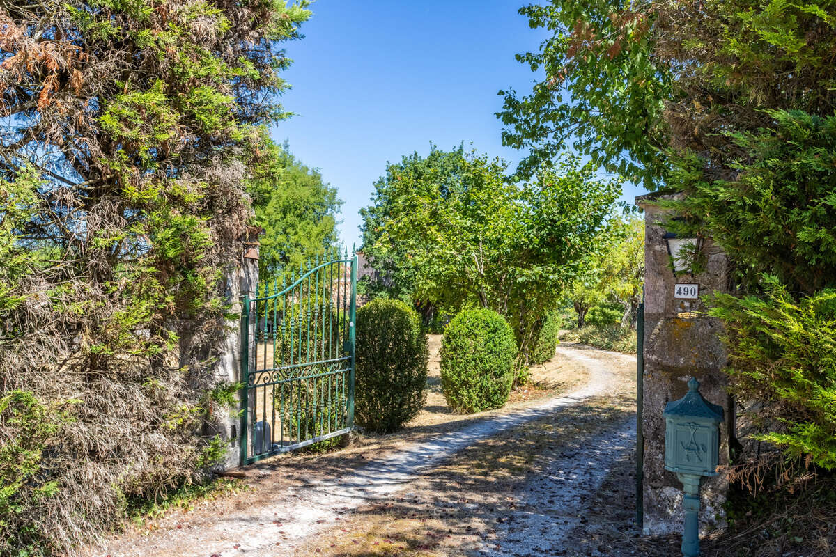 Maison à BAGAT-EN-QUERCY