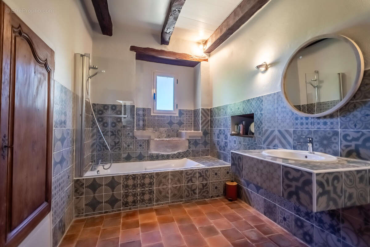 Maison à BAGAT-EN-QUERCY