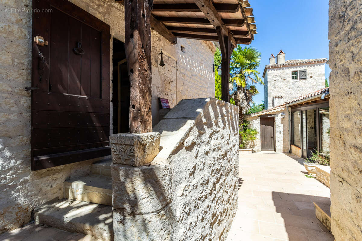 Maison à BAGAT-EN-QUERCY