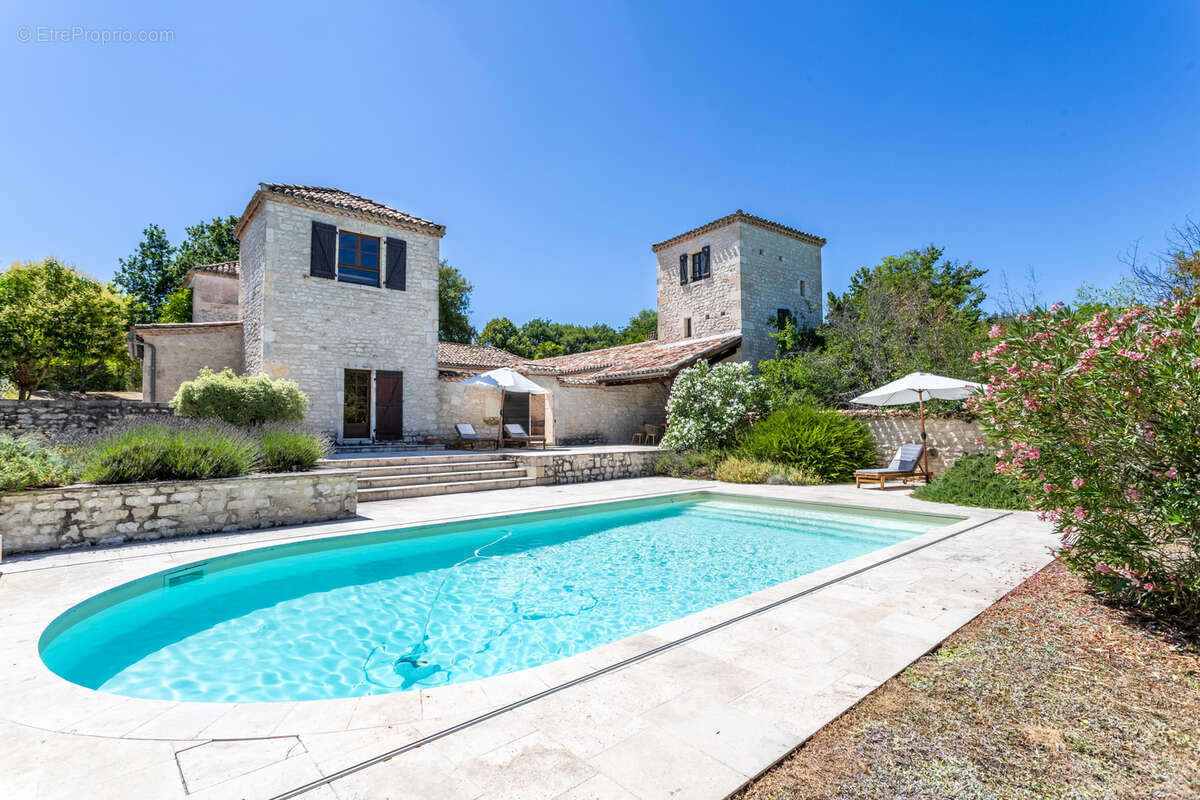 Maison à BAGAT-EN-QUERCY