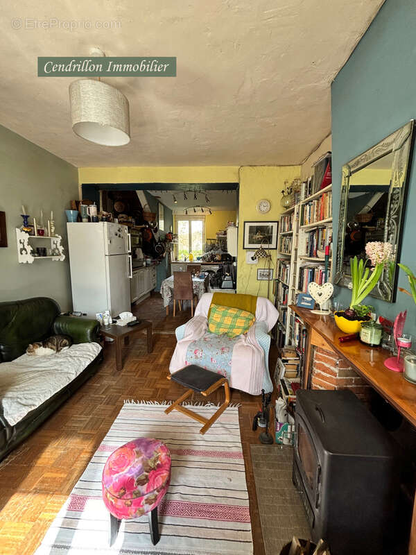 Maison à SAINT-PIERRE-CHERIGNAT