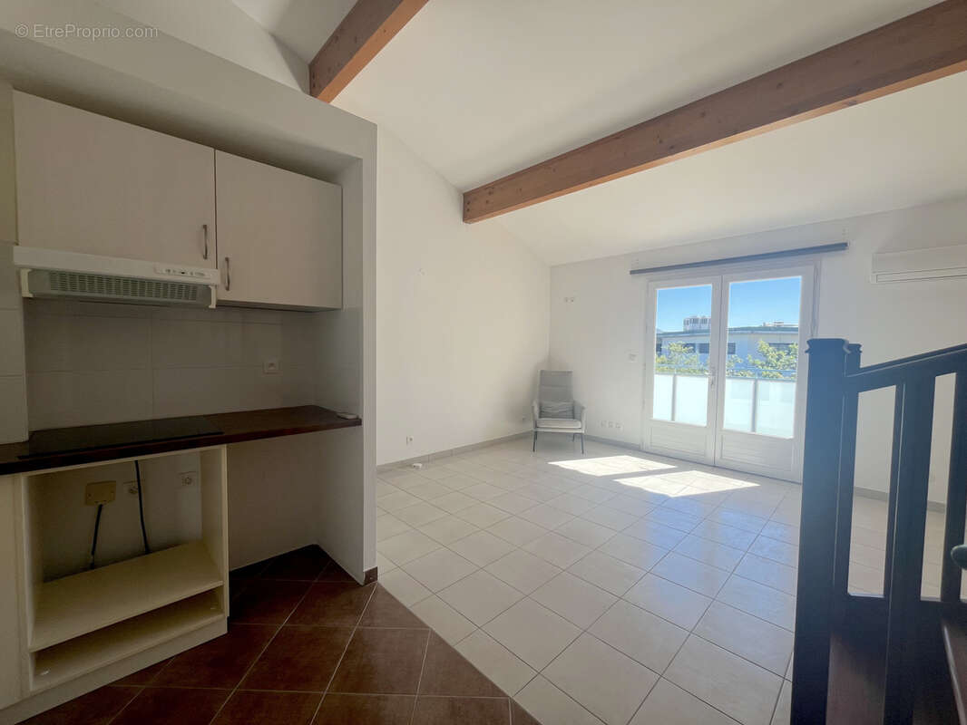 Appartement à SIX-FOURS-LES-PLAGES