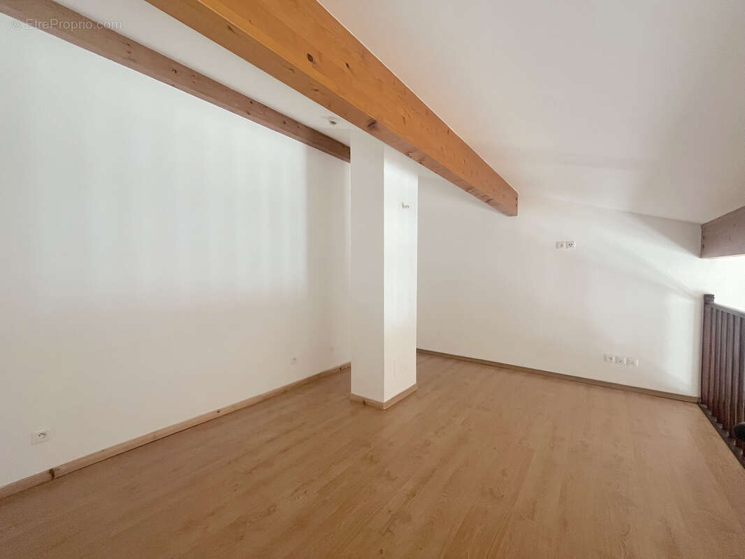 Appartement à SIX-FOURS-LES-PLAGES