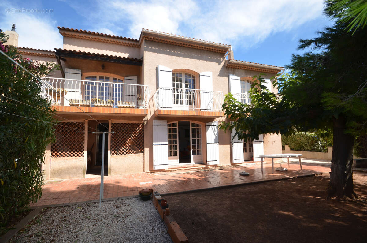 Appartement à LE PRADET