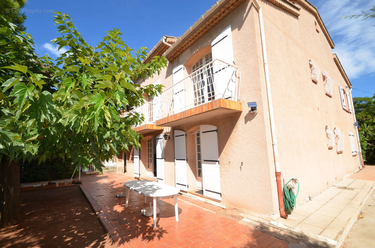 Appartement à LE PRADET