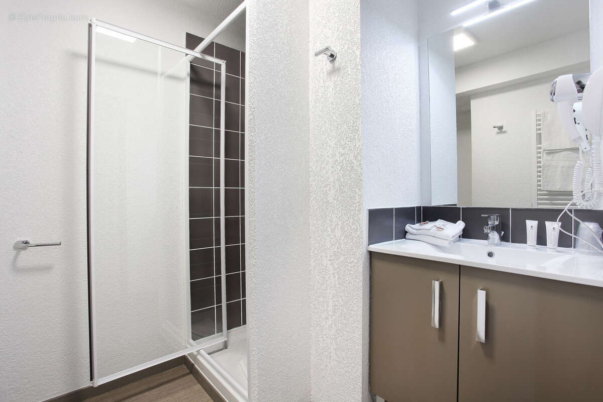 Appartement à MARSEILLE-4E