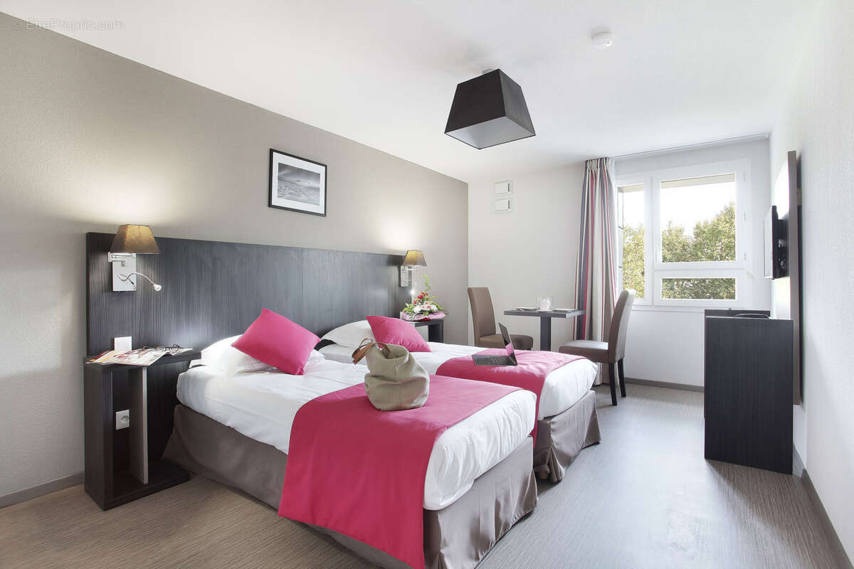 Appartement à MARSEILLE-4E