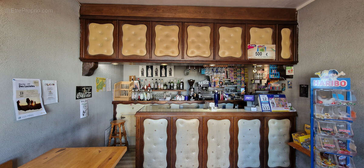 Commerce à SAINT-SYLVESTRE-PRAGOULIN