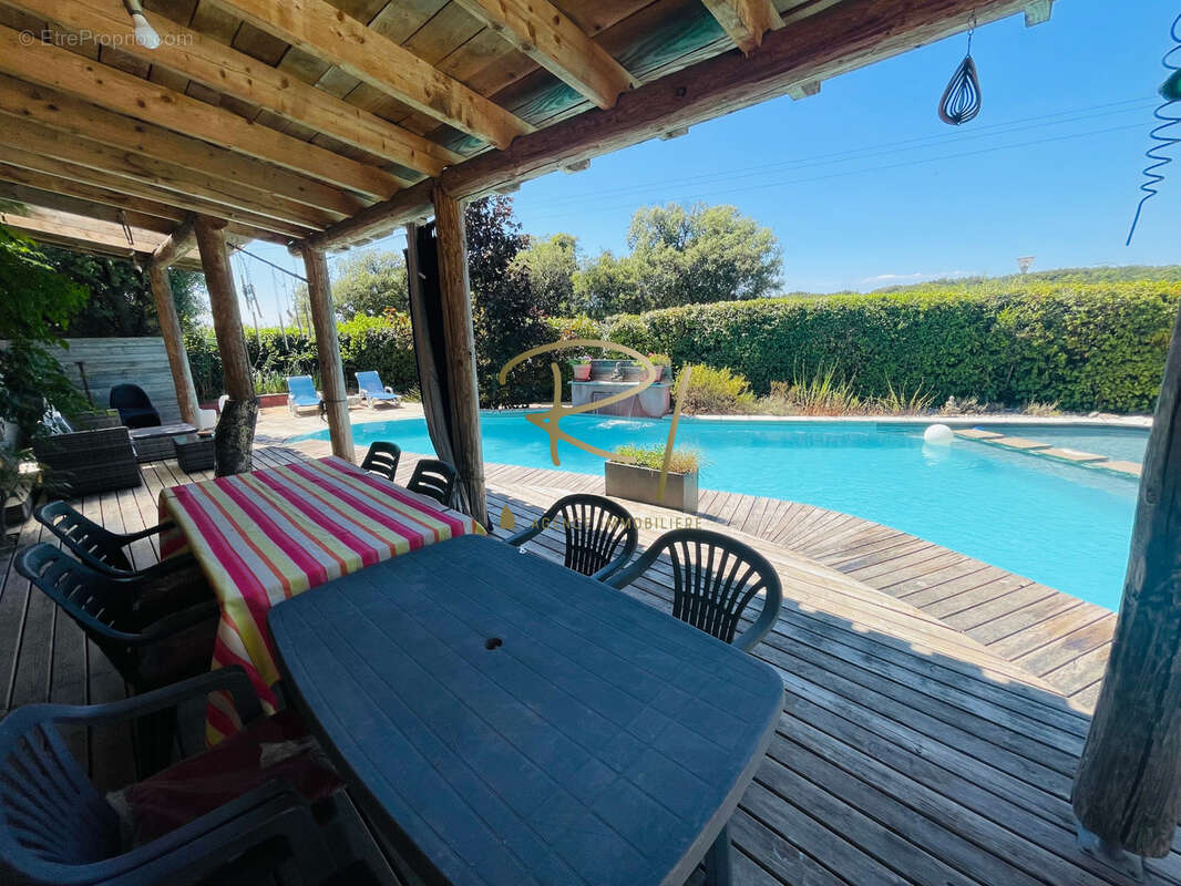 Maison à ORGNAC-L&#039;AVEN