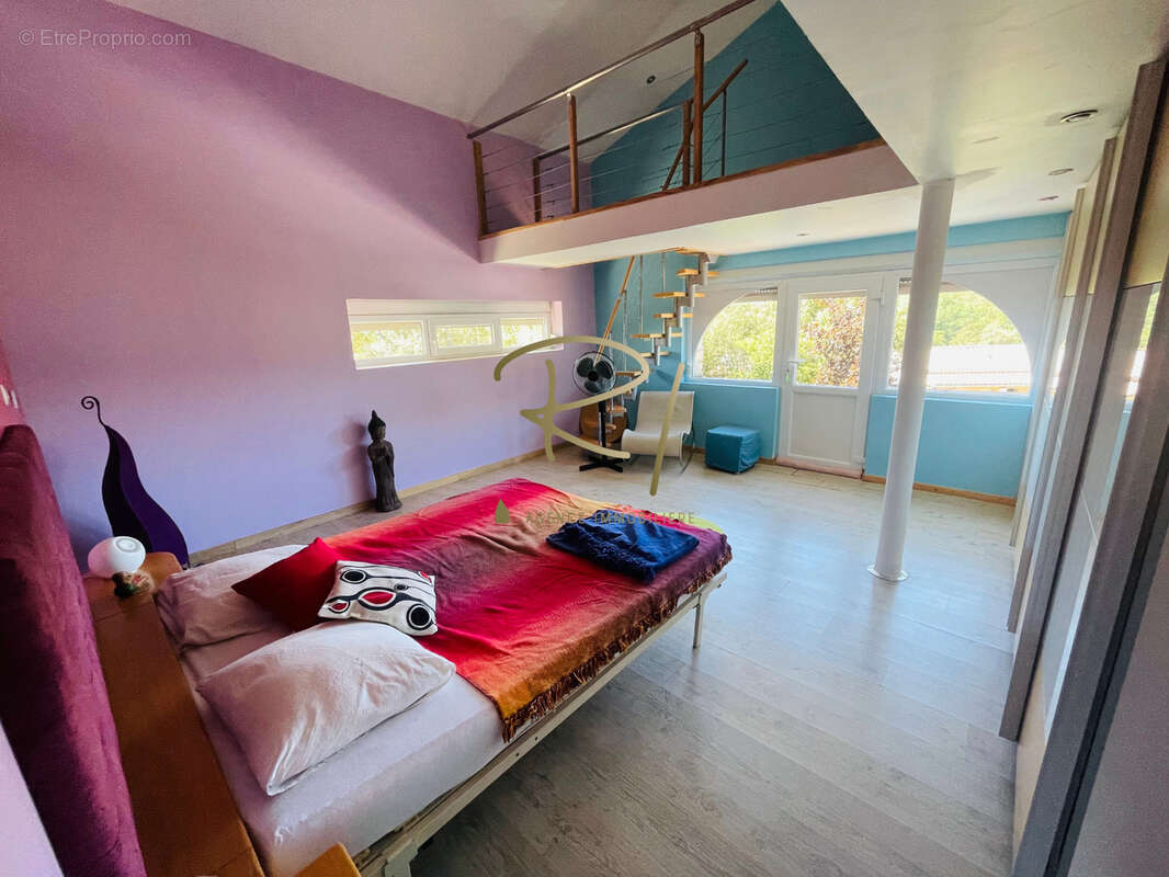 Maison à ORGNAC-L&#039;AVEN