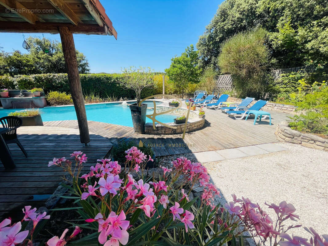 Maison à ORGNAC-L&#039;AVEN