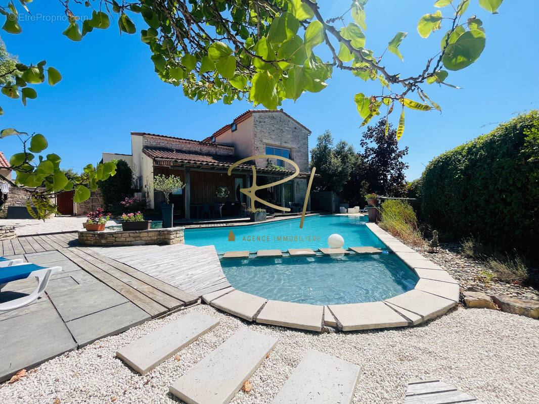 Maison à ORGNAC-L&#039;AVEN