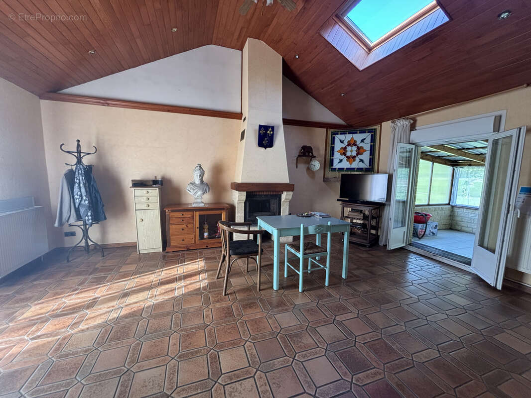 Maison à SAINT-POL-SUR-TERNOISE