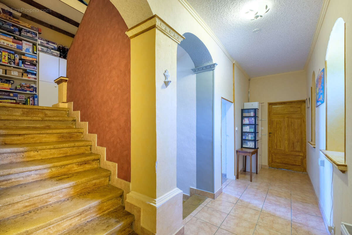 Maison à SAINTE-PAULE