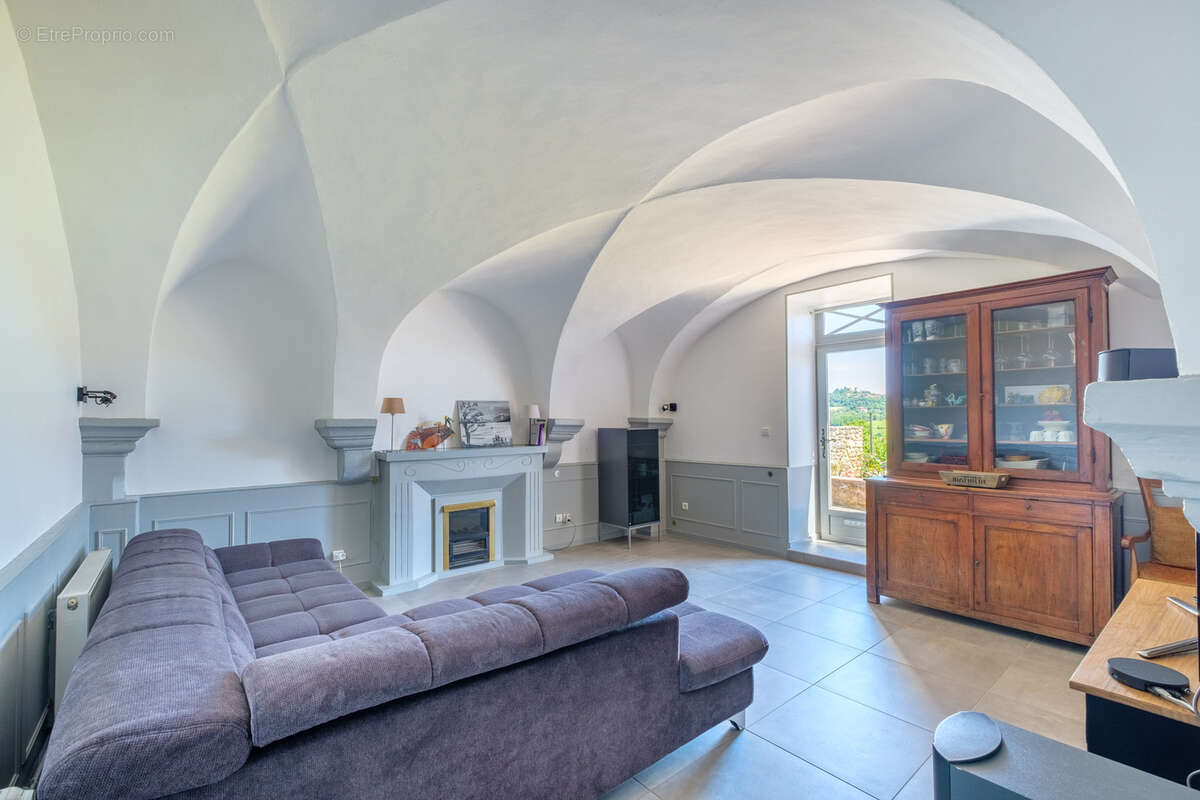 Maison à SAINTE-PAULE