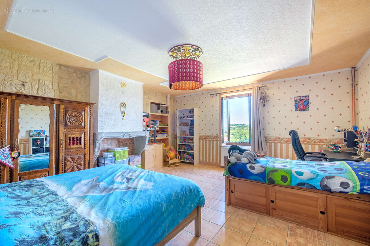 Maison à SAINTE-PAULE