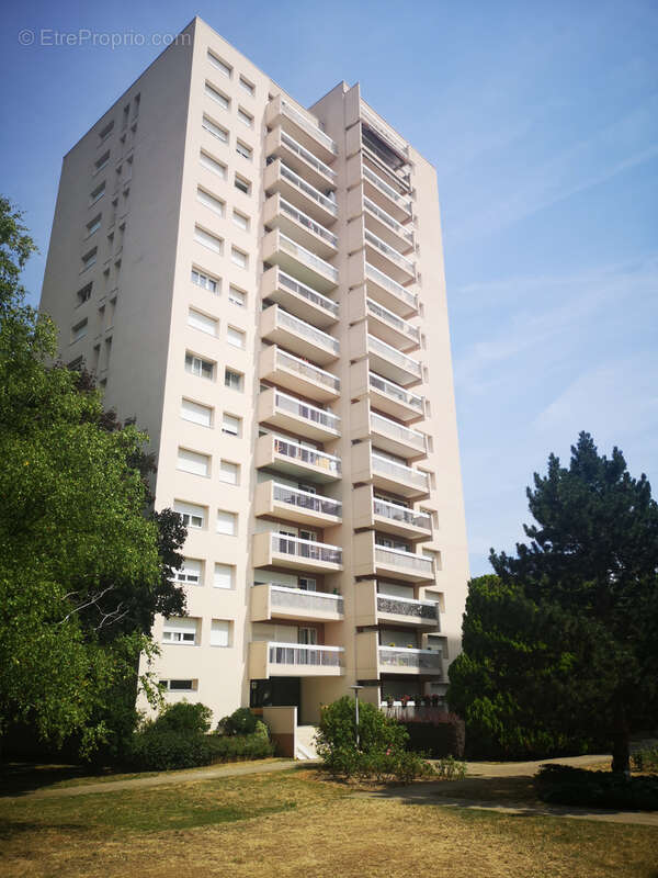 Appartement à RIS-ORANGIS