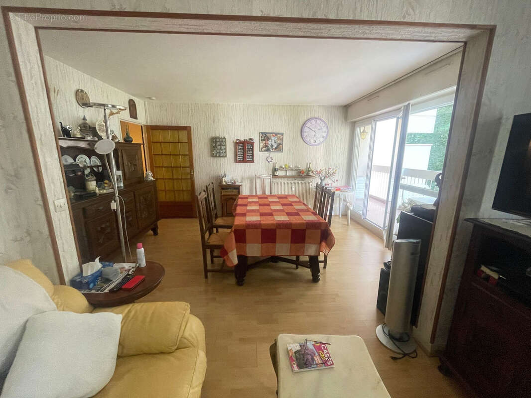 Appartement à RIS-ORANGIS