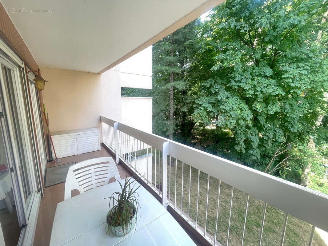 Appartement à RIS-ORANGIS