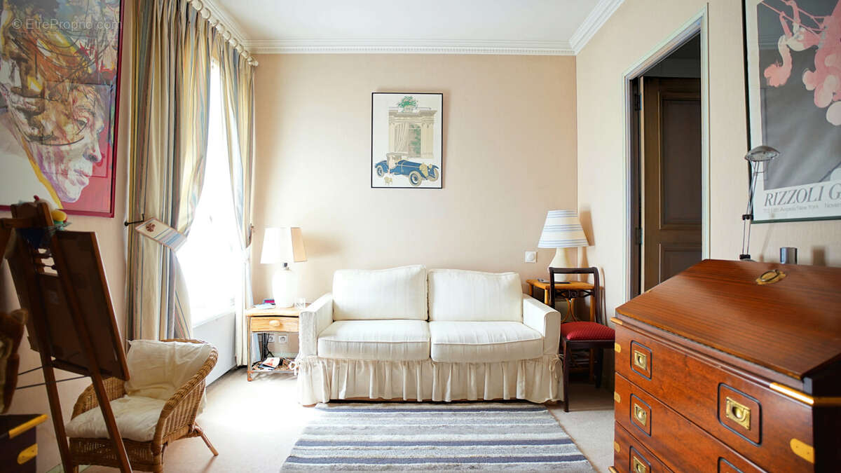 Maison à FONTAINEBLEAU