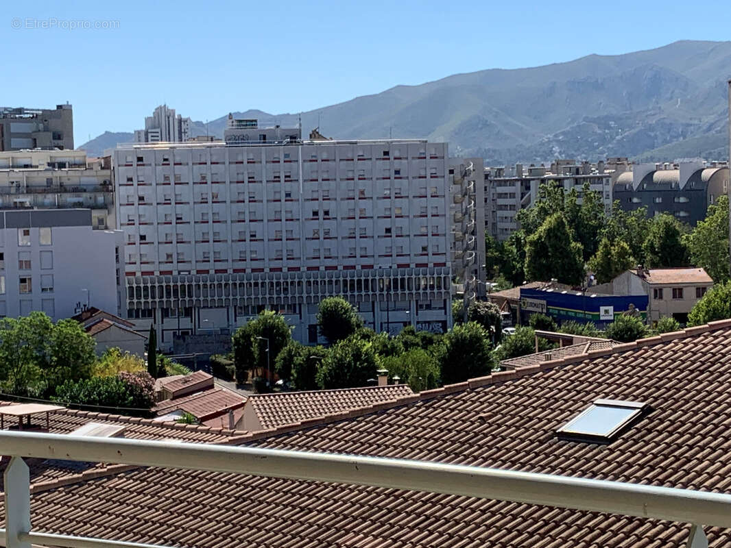 Appartement à MARSEILLE-5E