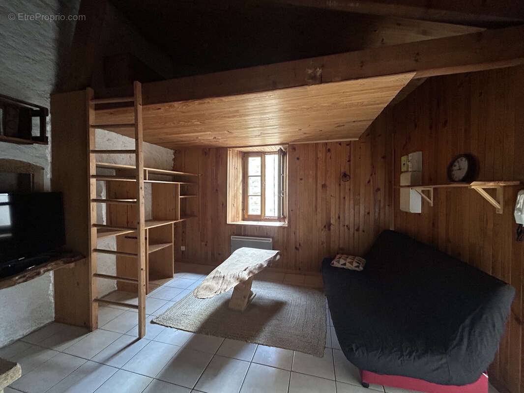 Appartement à LANGOGNE