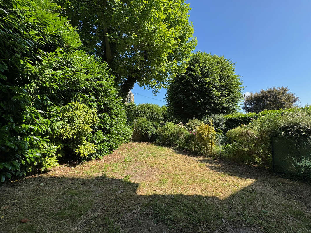 Appartement à SURVILLIERS