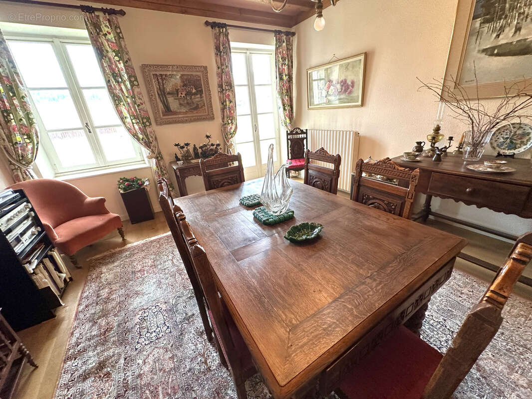 Appartement à MOUTHE