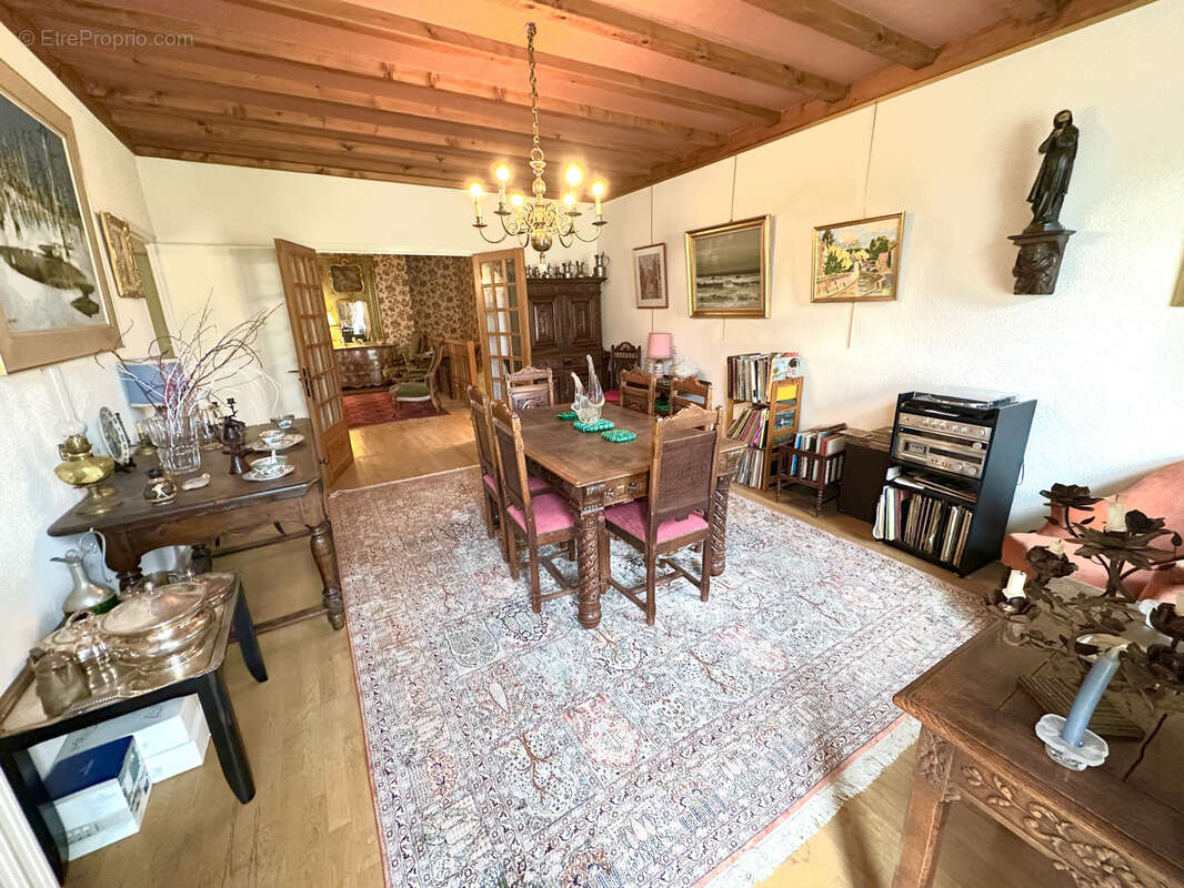 Appartement à MOUTHE