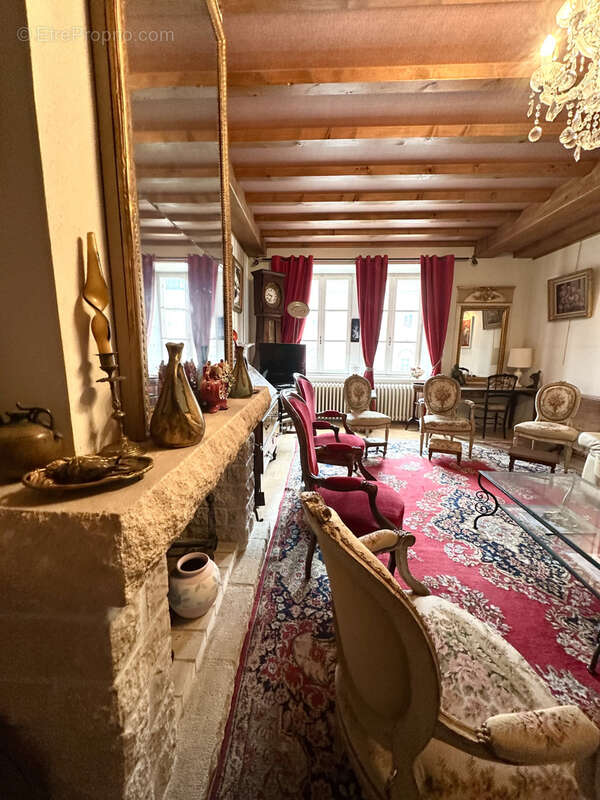 Appartement à MOUTHE