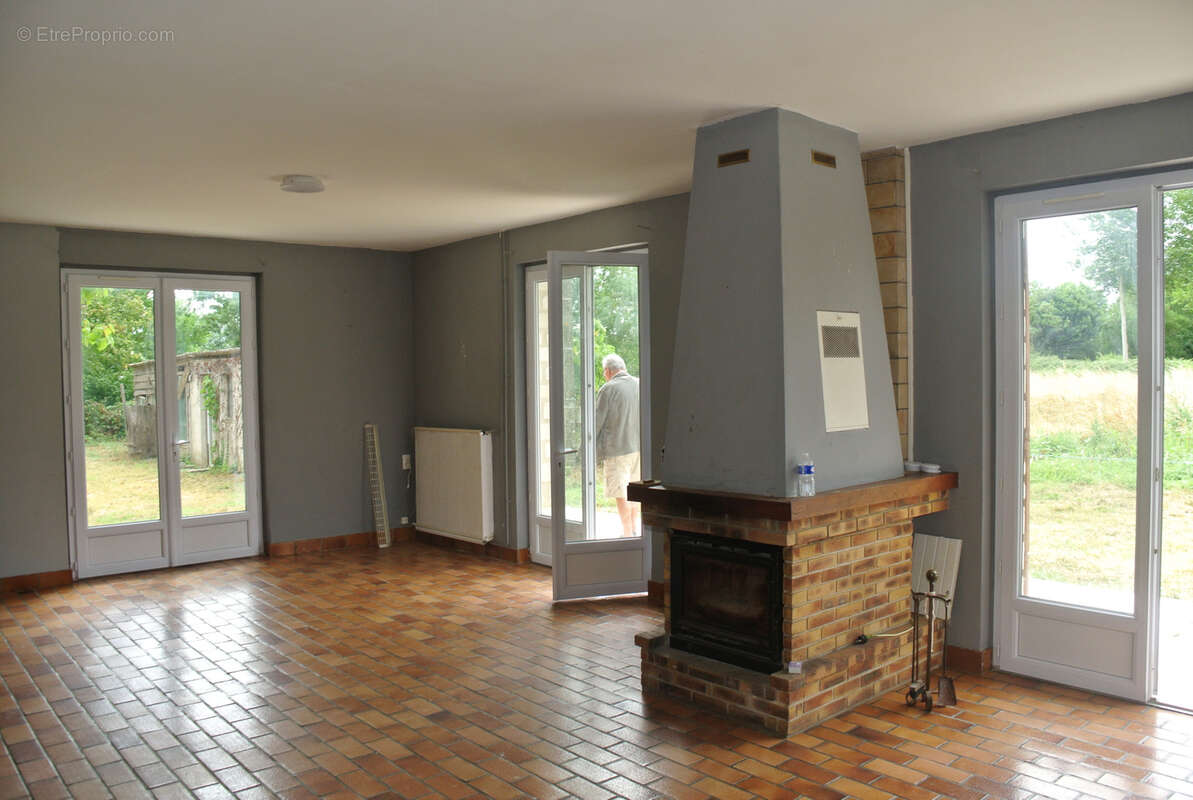 Maison à SAINT-PIERRE-SUR-DROPT