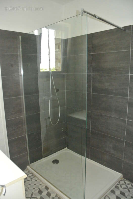 Maison à SAINT-PIERRE-SUR-DROPT