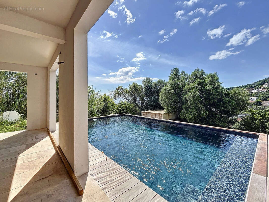 Maison à SANTA-MARIA-DI-LOTA