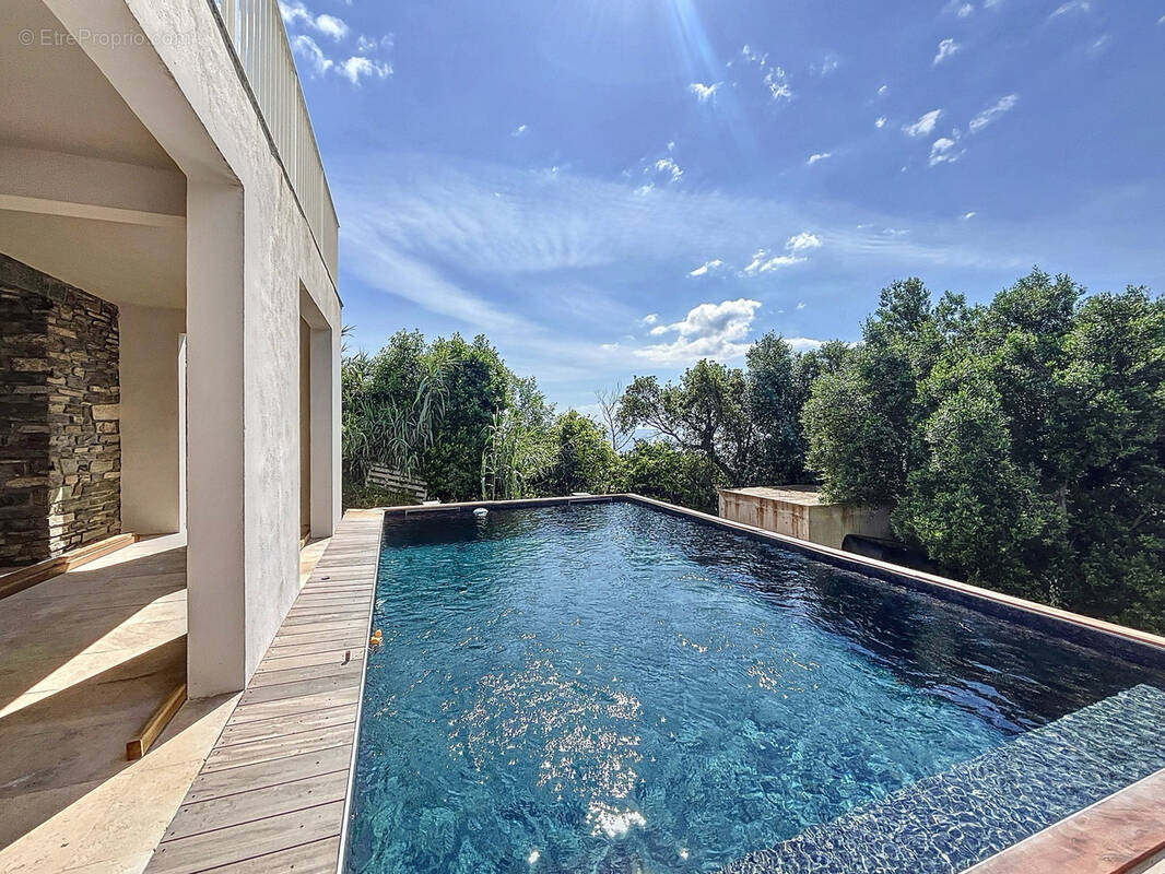 Maison à SANTA-MARIA-DI-LOTA