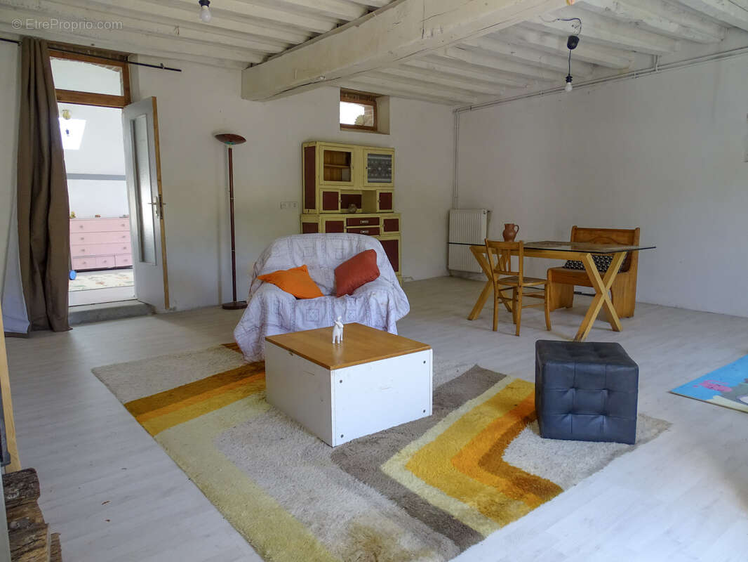 Maison à SAINT-CHRISTOPHE-EN-BAZELLE